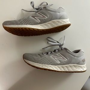 Women’s New Balance size 8.5 fresh foam Arishi sneakers